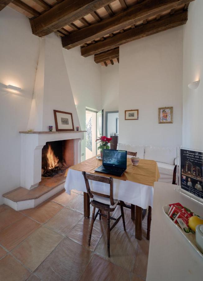 Recchi Franceschini Bike Hotel Last - Minute - Availability Montalto delle Marche Exteriör bild